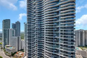 1010 Brickell Ave, Miami, FL 33131 - Photo 12