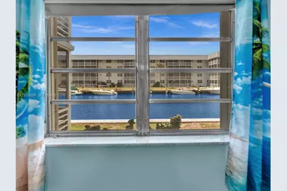 3600 NE 170th St #102, North Miami Beach, FL 33160 - Photo 36