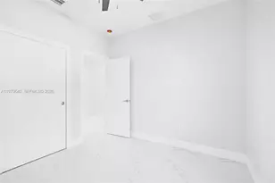 12120 SW 219th St, Miami, FL 33170 - Photo 24