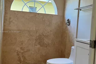 550 NE 174th St, North Miami Beach, FL 33162 - Photo 22