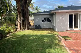 550 NE 174th St, North Miami Beach, FL 33162 - Photo 2
