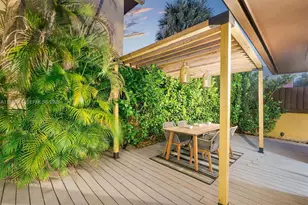 20345 NE 10th Ct, Miami, FL 33179 - Photo 28