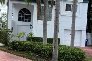 202 NE 211th Terrace, Miami, FL 33179 - Photo 2