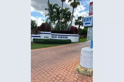 202 NE 211th Ter #202, Miami, FL 33179 - Photo 10