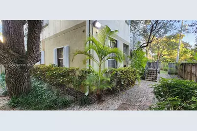 2850 Coconut Ave #7, Miami, FL 33133 - Photo 1