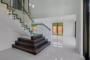 406 Holiday Dr, Hallandale Beach, FL 33009 - Photo 14