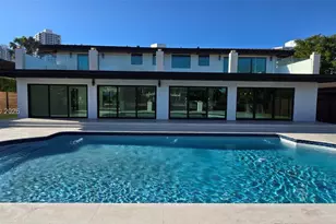 406 Holiday Dr, Hallandale Beach, FL 33009 - Photo 38