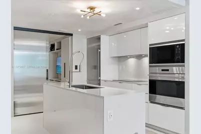 9521 E Bay Harbor Dr #705, Bay Harbor Islands, FL 33154 - Photo 16