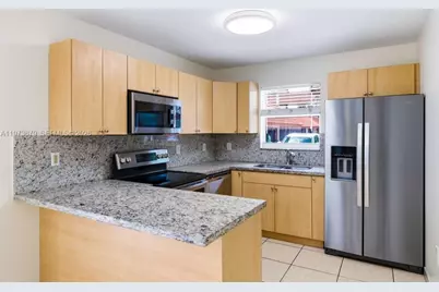 3072 NW 14th St #1, Miami, FL 33125 - Photo 8