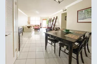 9225 Collins Ave #1010, Surfside, FL 33154 - Photo 18