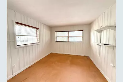 845 Fairway Dr, Miami Beach, FL 33141 - Photo 20