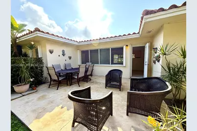 845 Fairway Dr, Miami Beach, FL 33141 - Photo 22