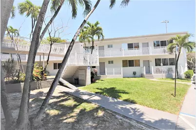 75 S Shore Dr #3B, Miami Beach, FL 33141 - Photo 2