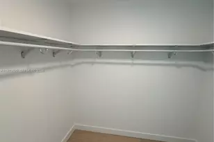 9221 E Bay Harbor Dr, Bay Harbor Islands, FL 33154 - Photo 16