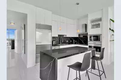 2020 N Bayshore Dr #3303, Miami, FL 33137 - Photo 6