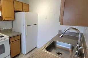 7401 SW 152nd Ave, Miami, FL 33193 - Photo 4