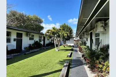 2221 Monroe St #10, Hollywood, FL 33020 - Photo 18