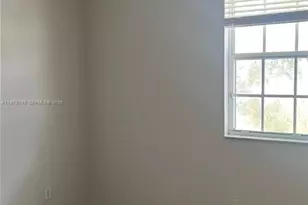 604 SW 147th Ave, Pembroke Pines, FL 33027 - Photo 16