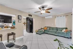 9417 NW 72nd St, Tamarac, FL 33321 - Photo 10