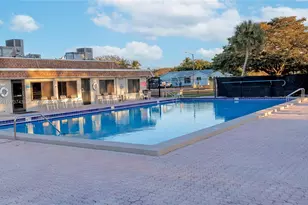 9417 NW 72nd St, Tamarac, FL 33321 - Photo 18