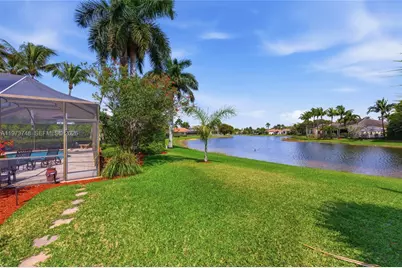 158 Dockside Cir, Weston, FL 33327 - Photo 4