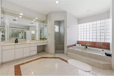 158 Dockside Cir, Weston, FL 33327 - Photo 18