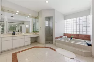 158 Dockside Cir, Weston, FL 33327 - Photo 18