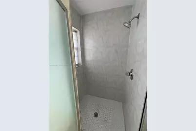 703 NE 195th St #703, Miami, FL 33179 - Photo 12