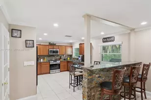 11573 NW 39th Pl, Coral Springs, FL 33065 - Photo 10