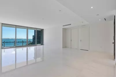 300 Biscayne Blvd Way #903, Miami, FL 33131 - Photo 12