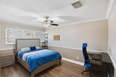 6520 Olde Moat Way, Davie, FL 33331 - Photo 30