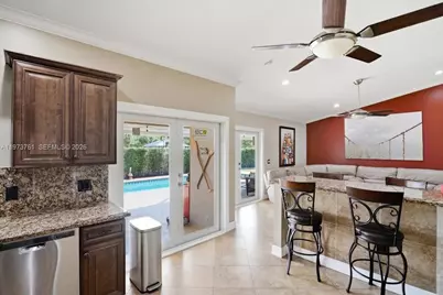 6520 Olde Moat Way, Davie, FL 33331 - Photo 22