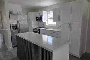 6624 W 22nd Ln, Hialeah, FL 33016 - Photo 2