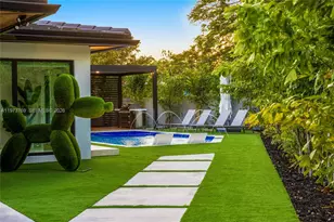 2100 SW 9th Ave, Miami, FL 33129 - Photo 4
