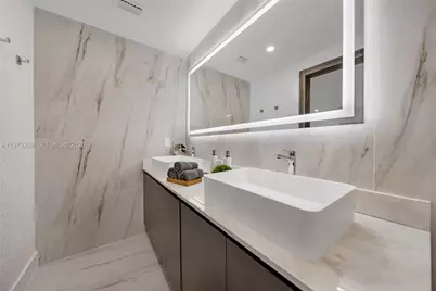 2100 SW 9th Ave, Miami, FL 33129 - Photo 50