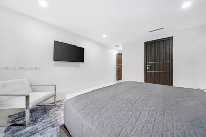 2100 SW 9th Ave, Miami, FL 33129 - Photo 48