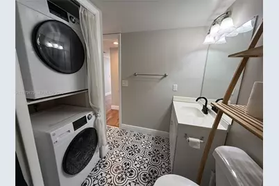 302 Lakeview Dr #204, Weston, FL 33326 - Photo 24