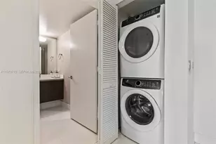 300 Sunny Isles Blvd, Sunny Isles Beach, FL 33160 - Photo 20