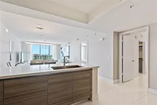 300 Sunny Isles Blvd, Sunny Isles Beach, FL 33160 - Photo 10
