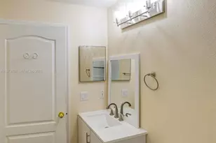 18105 Lembrecht Way, Tampa, FL 33647 - Photo 20