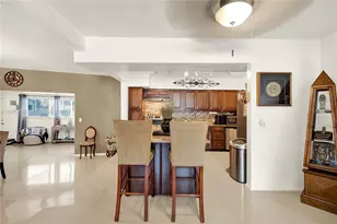 12670 NE Miami Pl, North Miami, FL 33161 - Photo 6