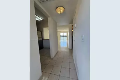 2540 W 67th Pl #202-28, Hialeah, FL 33016 - Photo 4