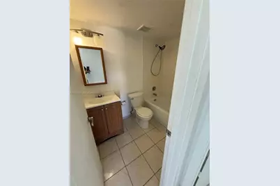 2540 W 67th Pl #202-28, Hialeah, FL 33016 - Photo 14