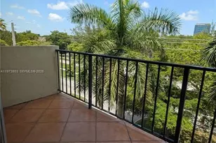 2600 NE 135th St, North Miami, FL 33181 - Photo 14