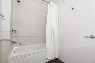 6101 Aqua Ave #702, Miami Beach, FL 33141 - Photo 16