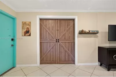 1308 Bayview Dr #2B, Fort Lauderdale, FL 33304 - Photo 12