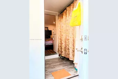 2281 NW 81st Ter, Miami, FL 33147 - Photo 30