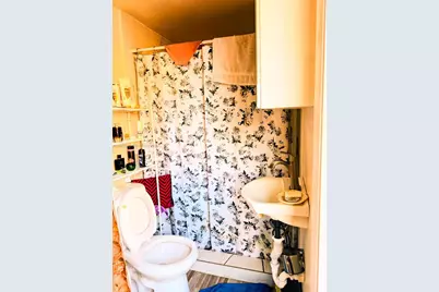 2281 NW 81st Ter, Miami, FL 33147 - Photo 28