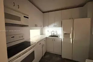 140 Royal Palm Rd, Hialeah Gardens, FL 33016 - Photo 4