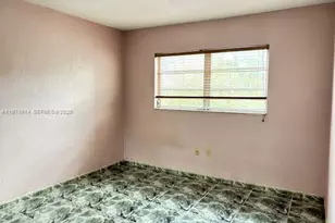 140 Royal Palm Rd, Hialeah Gardens, FL 33016 - Photo 6